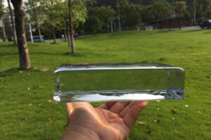 Crystal full brick: ladrillo de vidrio macizo